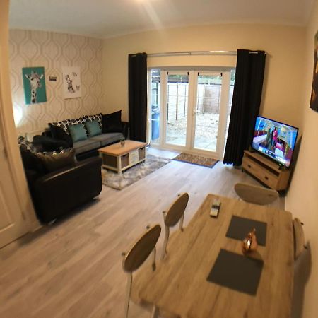 Very Large House, 6 Beds, 4 Bedrooms, 3 Bathrooms, 5 Smart Tv'S & Van Parking Boston Buitenkant foto
