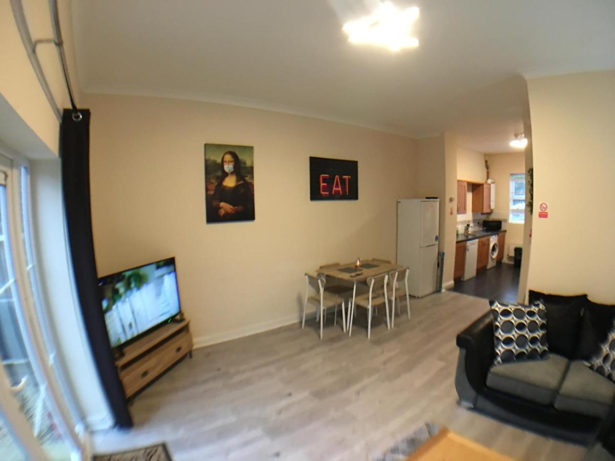 Very Large House, 6 Beds, 4 Bedrooms, 3 Bathrooms, 5 Smart Tv'S & Van Parking Boston Buitenkant foto